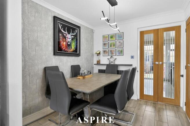 Anthony Drive, Stanford-Le-Hope photo 4