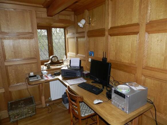 Photo 6