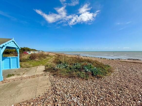 5 Dolphin Court C...