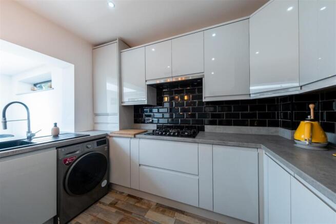 10 Plumbs Fold-002.jpg