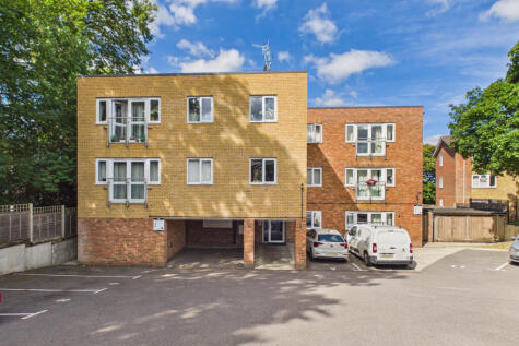 Breffni Court, Turners Hill, HP2