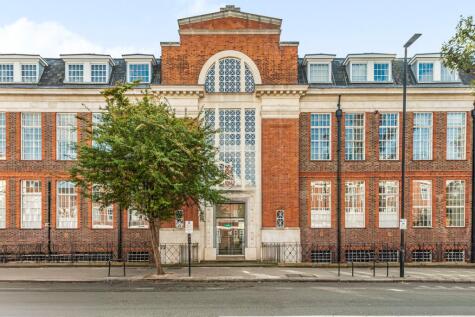 Prince of Wales Road,
Kentish Town, NW5