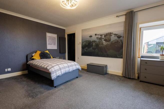 GROUND FLOOR BEDROOM ONE.JPG