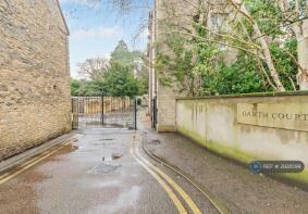 1, Garth Court, Bicester OX26 6ER