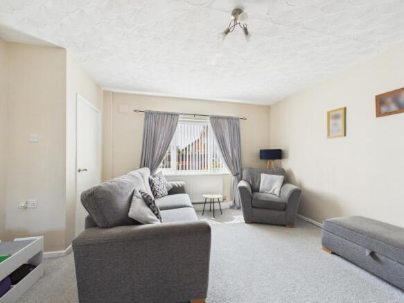 2 bed Semi-Detached for sale Image 4