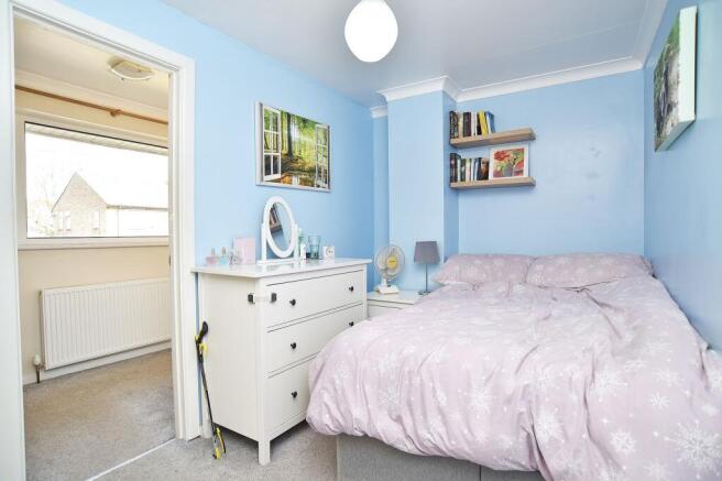 3 bed Semi-Detached for sale Image 8