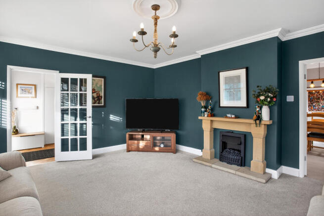 5 bed Detached Bungalow for sale Image 9