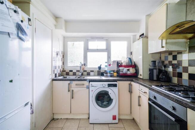 Flat 16, Burrmead Court - eh3SlGo7kRVzzuh3QSEd.jpg