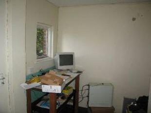 Office/Cloakroom