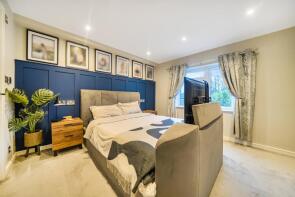 49, Fir Copse Road, Waterlooville PO7 5HZ