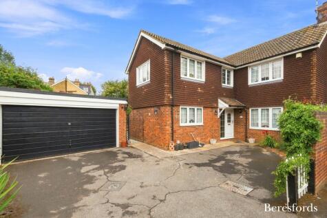 St. Vincents Road, Chelmsford, CM2