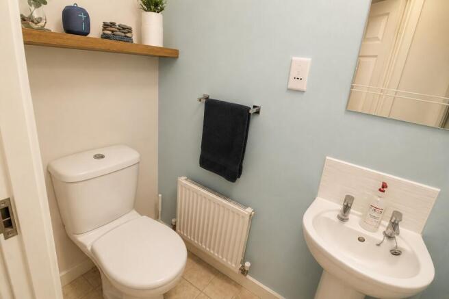 3 bed Terraced for sale Image 9