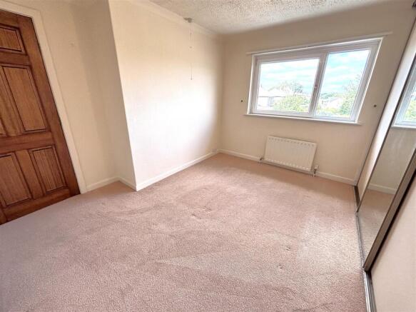 3 bed Semi-Detached for sale Image 7