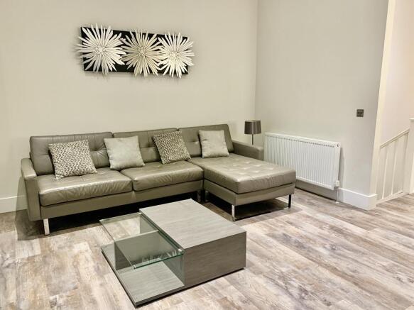 Lounge 2