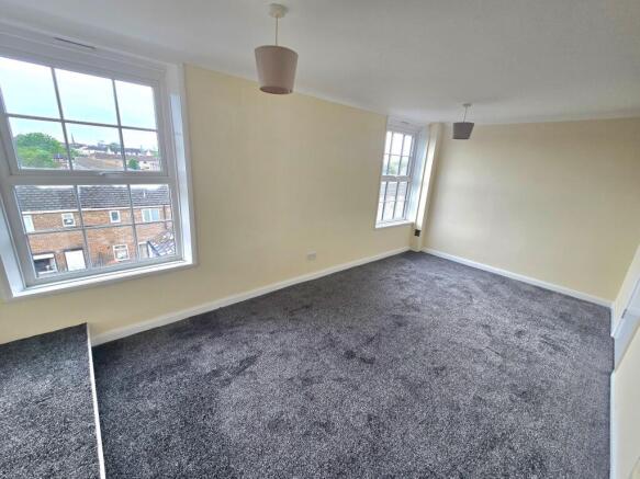 1 bed Flat to rent Image 5