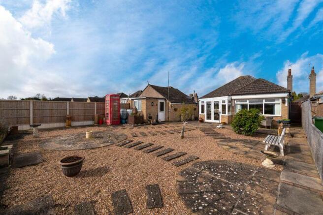 Rear elevation/garden