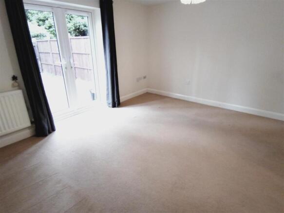 73 Dennetts Close