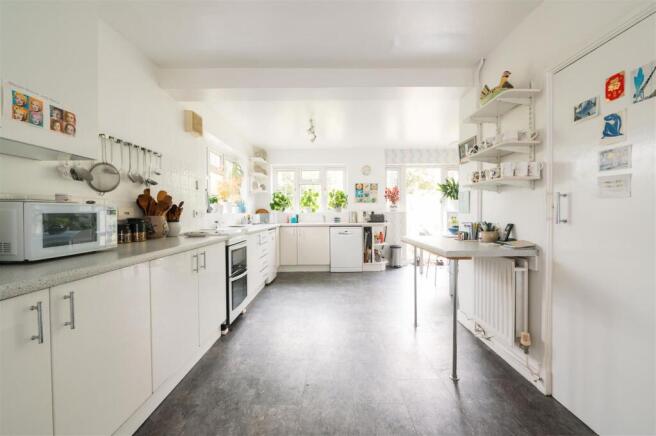 55 Benslow Lane, Hitchin-08.jpg