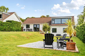 9, Amberley Close, Newton Abbot TQ13 7JE