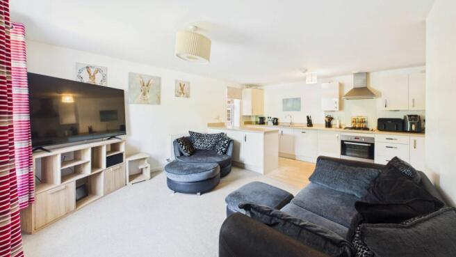 2 bed Apartment for sale Image 6