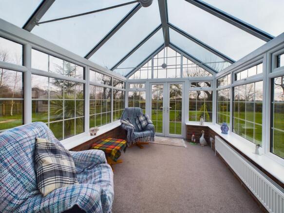 3 bed Detached Bungalow for sale Image 11