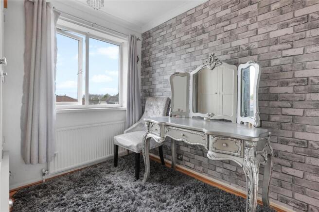 4 bed Detached for sale Image 12