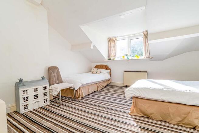 2 bed Maisonette for sale Image 5