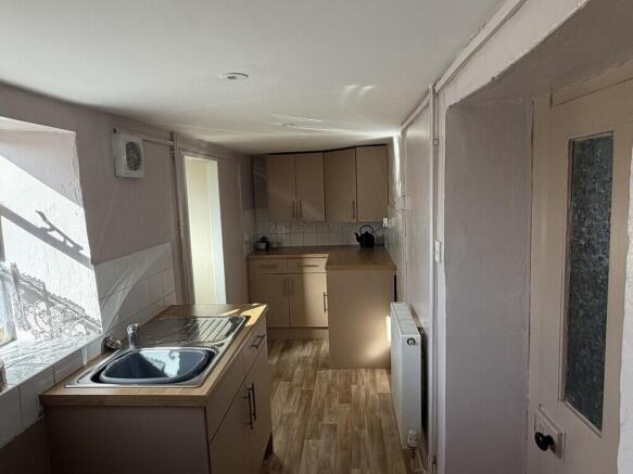 Kitchen 1