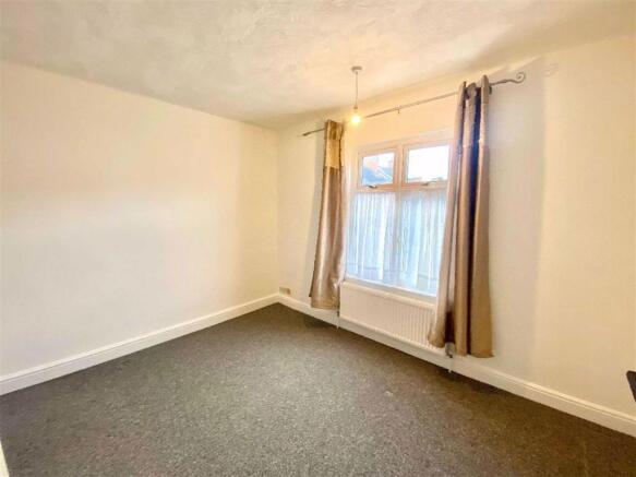 Bedroom 1 (front)