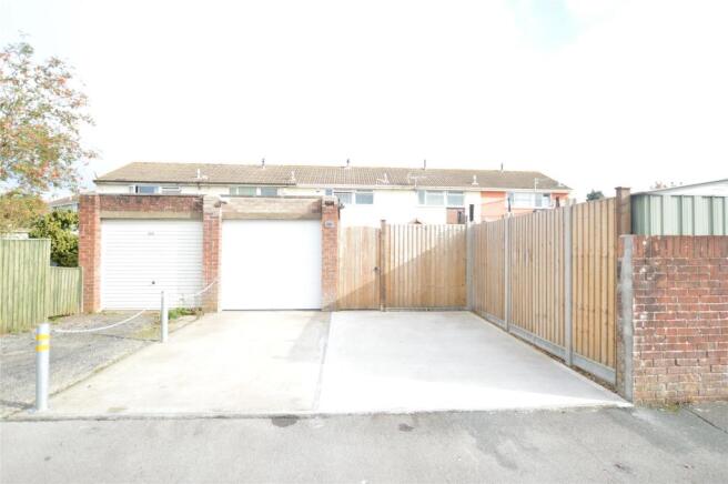 Double Drive/Garage