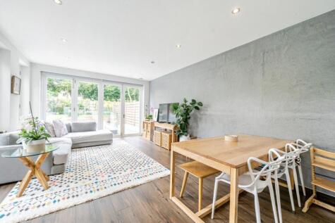 Woodborough Road, Putney, London, SW15