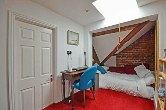 Bedroom 2 (Double)
