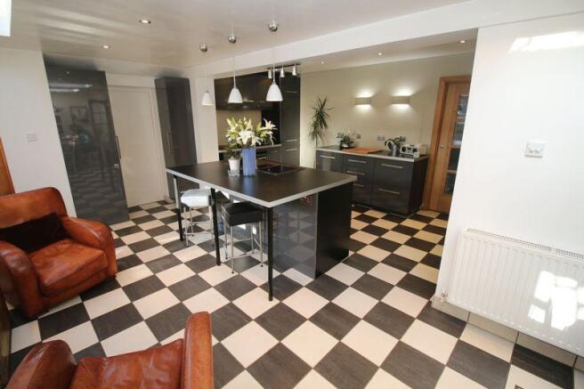 Kitchen 2