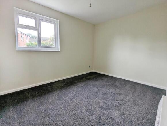 2 bed Semi-Detached for sale Image 8