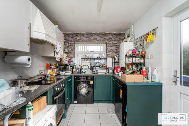 Kitchen / Dining Room