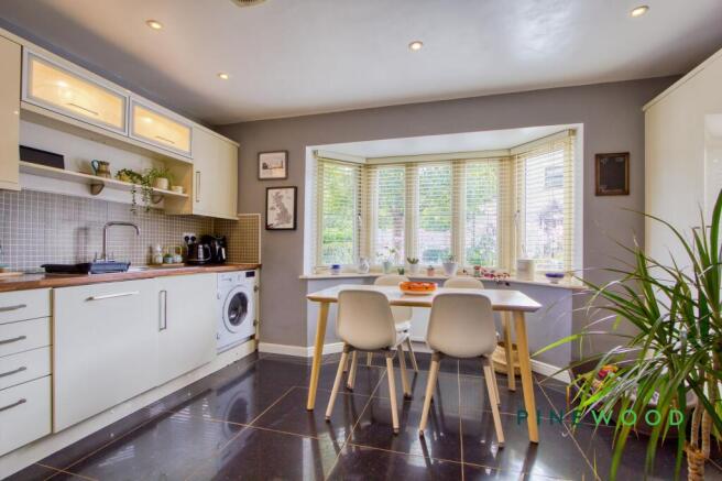 KITCHEN / DINER