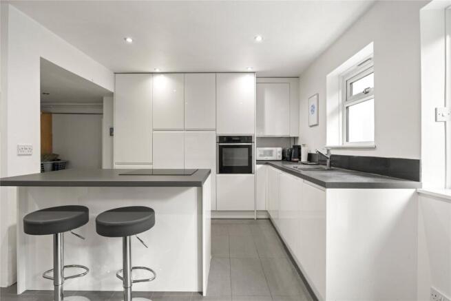 Kitchen/ Dining