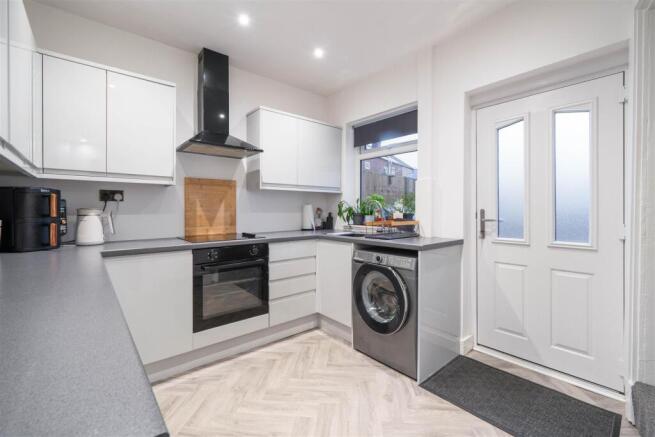 Kitchen-3.jpg