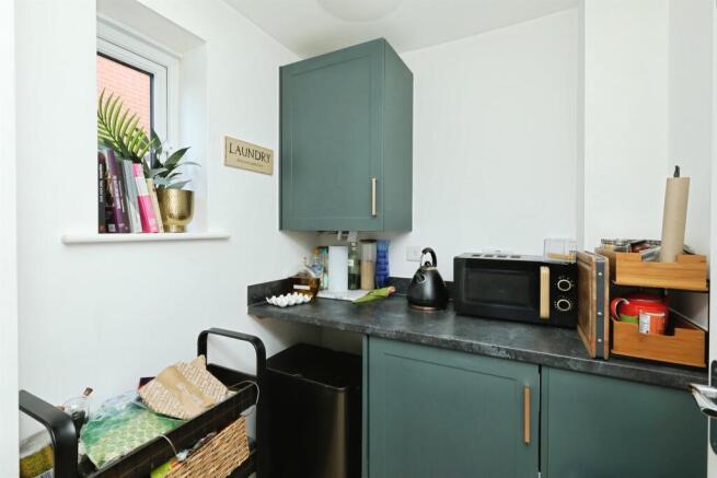 3 bed Detached for sale Image 8