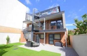 13, 11a Cotes, Southcote Road, Bournemouth BH1 3FD