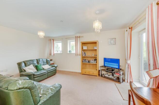 KITCHEN AND DINER/LIVING ROOM