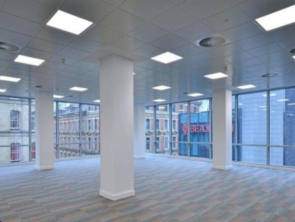 lg_34_24362K00_69108039-61c2-42c2-8a38-3cfba304d