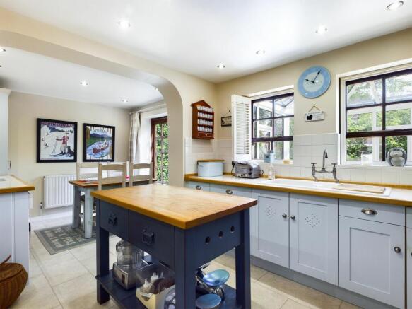 Kitchen/Breakfast Room