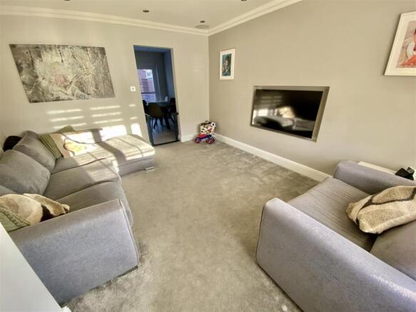 Bramleys Estate Agents - Wellhouse Close - Mirfiel