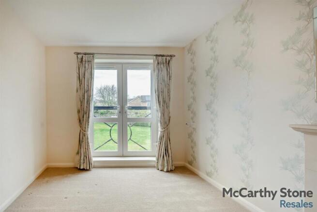 1 bed Apartment for sale Image 12