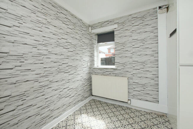 3 bed Terraced for sale Image 10
