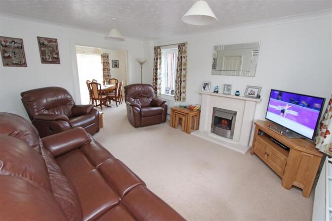 Lounge2.