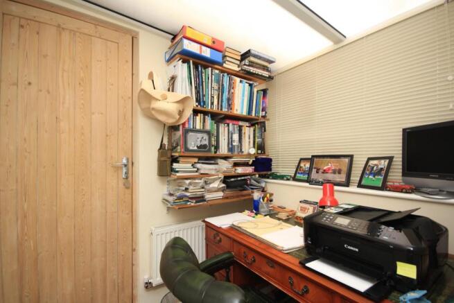 Photo 13