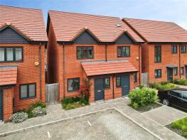 19, Paddock Way, Crowthorne RG45 6UG