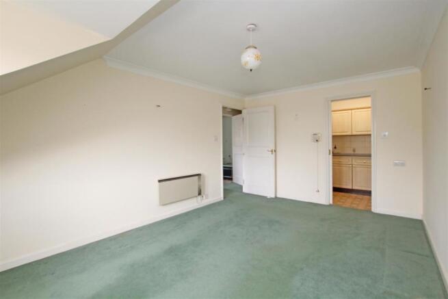 62SC - Sitting room 2.jpg